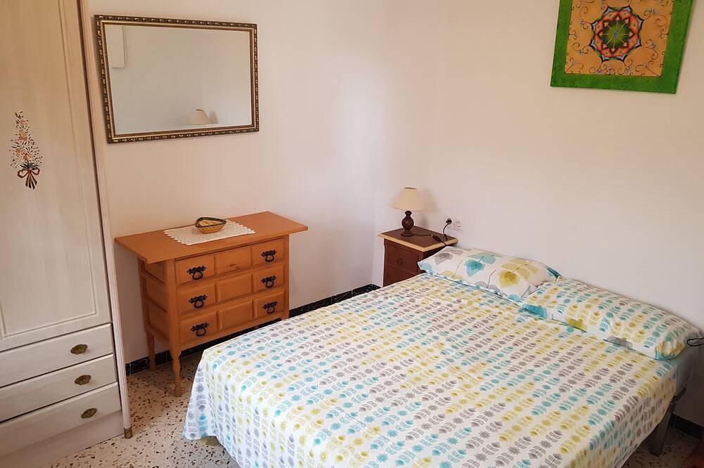 Entire apartment, Centrally located ground floor apartment with superb views in Álora, Málaga Province