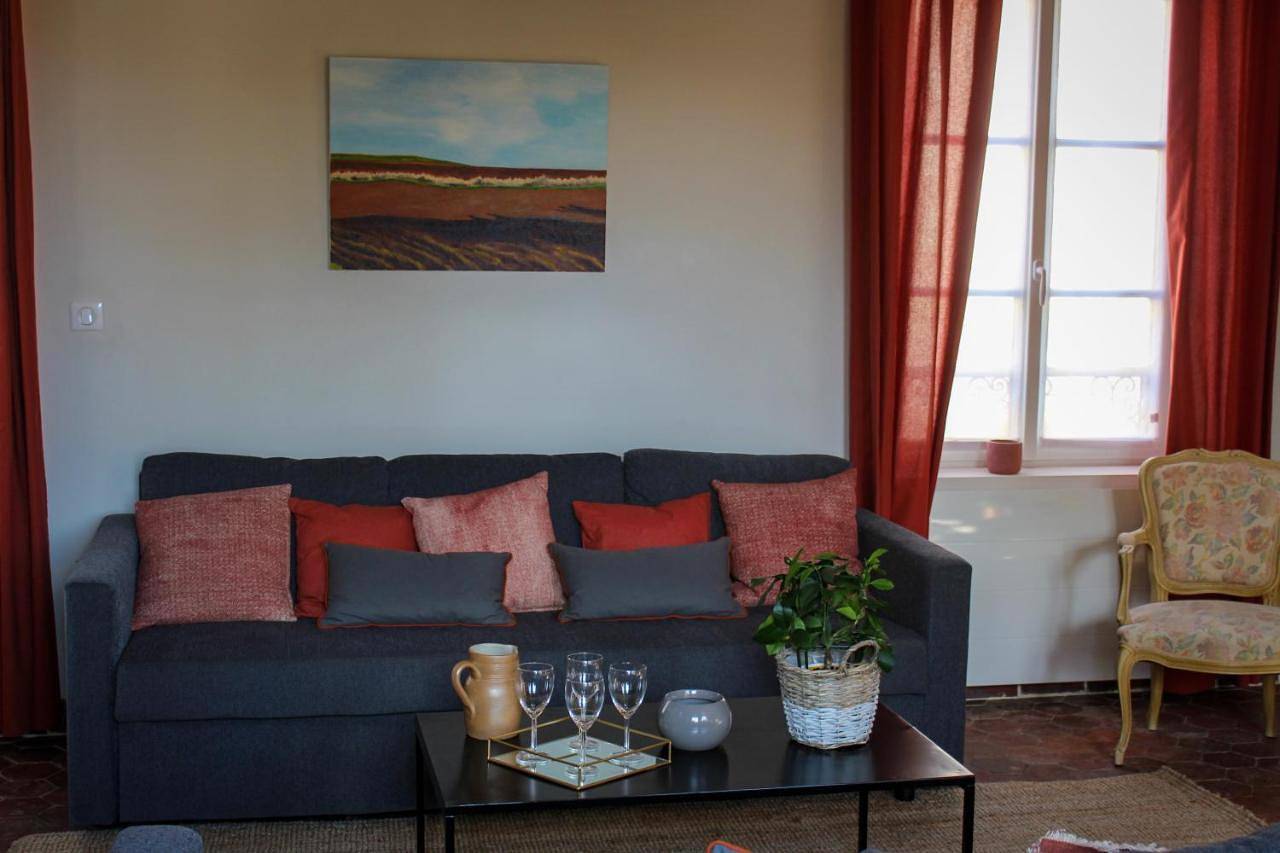Three-Bedroom House in Bulles, Oise