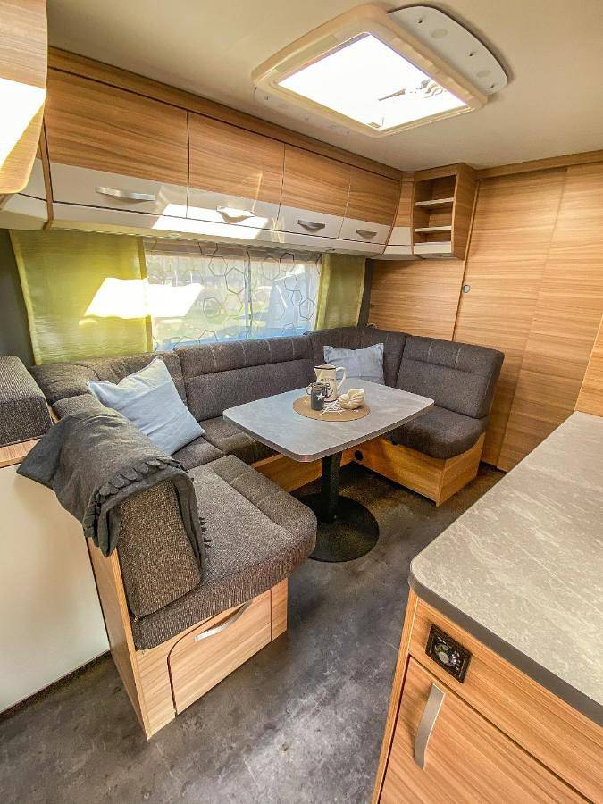 Mobile Home in Belauer See, Belau