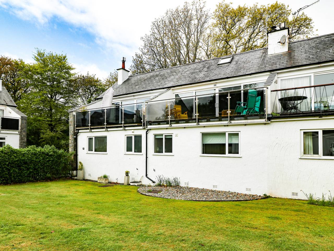 22 Glyn Y Mor in Llanbedrog, Gwynedd