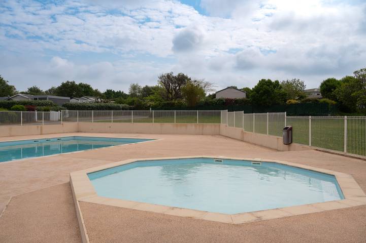 Camping pour 6 personnes, avec jardin et bassin pour enfant dans le Golfe du Morbihan - 4