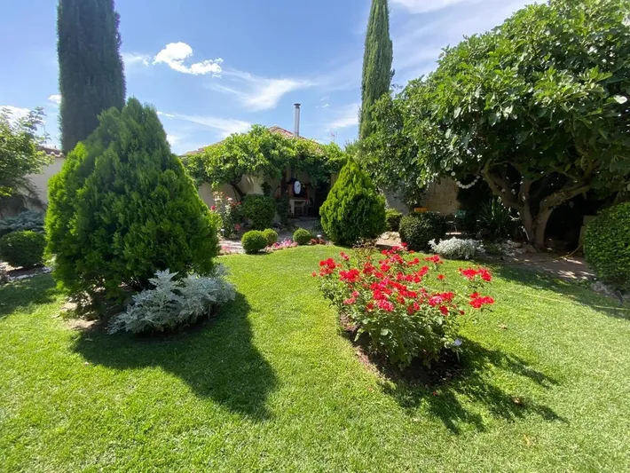 Holiday home for 8 people, with garden and view - 1