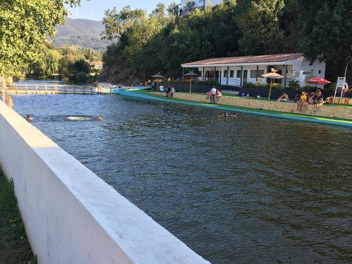 Gîte pour 5 personnes, avec vue et terrasse, adapté aux familles à Lousã - 3