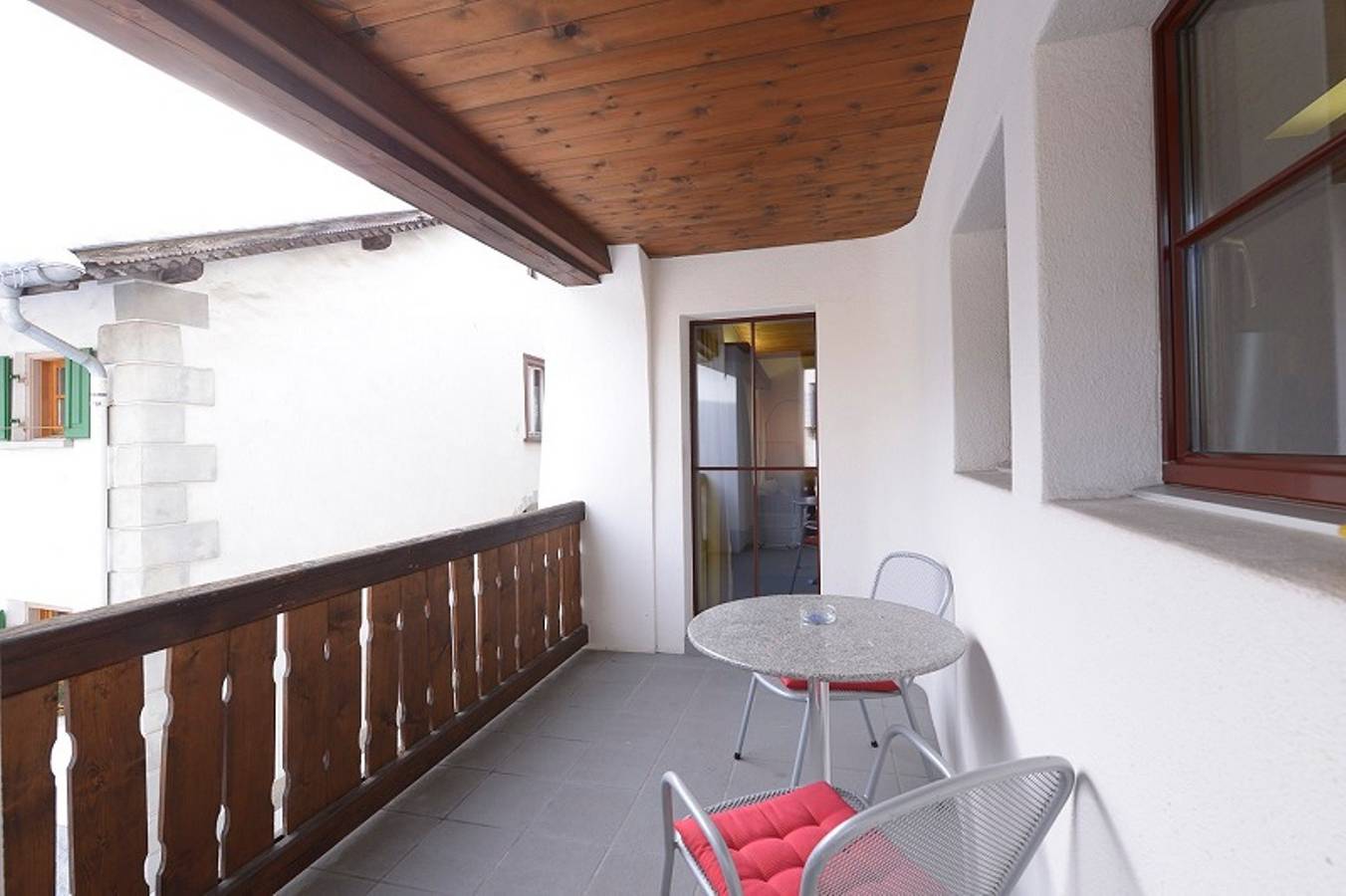 Ganze Ferienwohnung, Ferienwohnung Vi 338a - 4 Personen / 3.5 Zimmer / 2 Schlafräume / 1. Stock in Scuol, Unterengadin