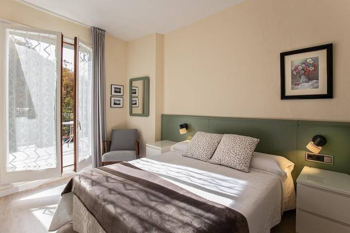Holiday home for 6 people, with balcony and view - 1