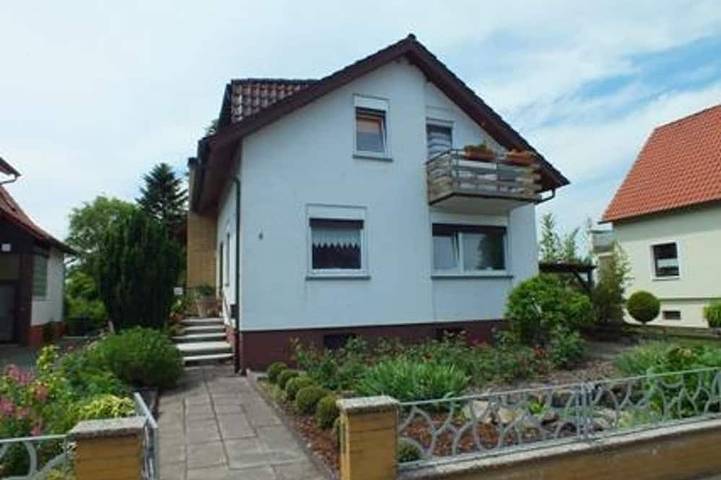 Ferienwohnung für 6 Personen, mit Balkon und Garten in Steinfeld