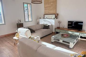 Location de vacances pour 9 personnes, avec terrasse et jardin à Néac