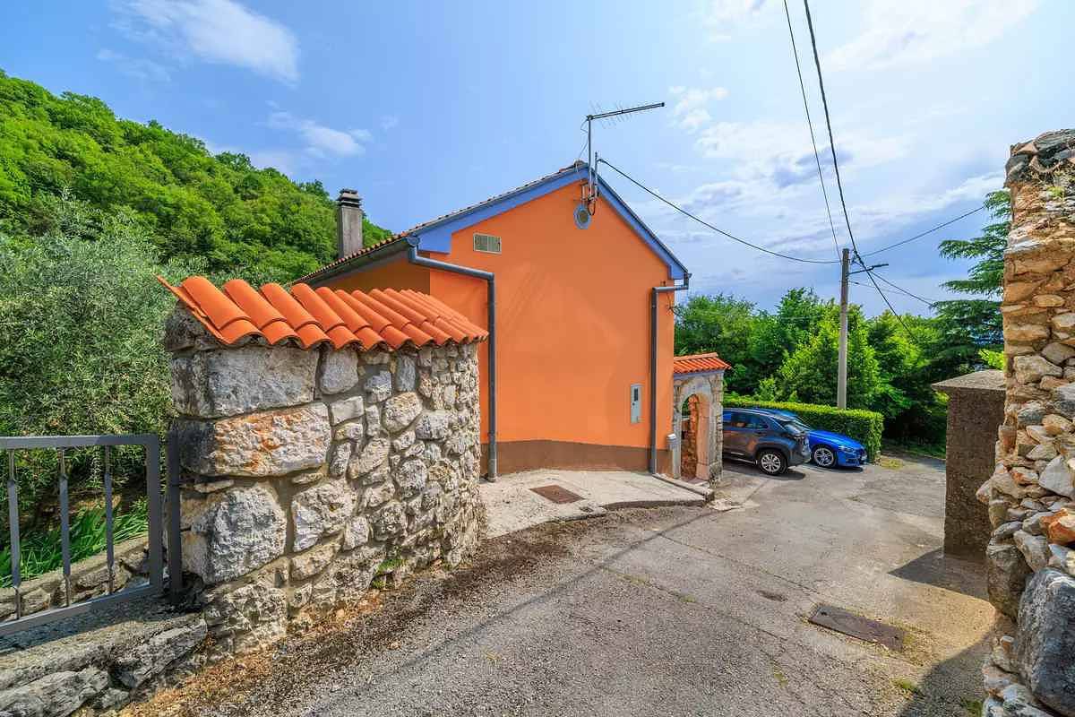 Ferienhaus mit Pool und Klimaanlage in Grizane, Primorje-Gorski Kotar