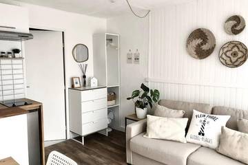 Gîte pour 3 personnes, avec jardin et piscine à Guidel Plage