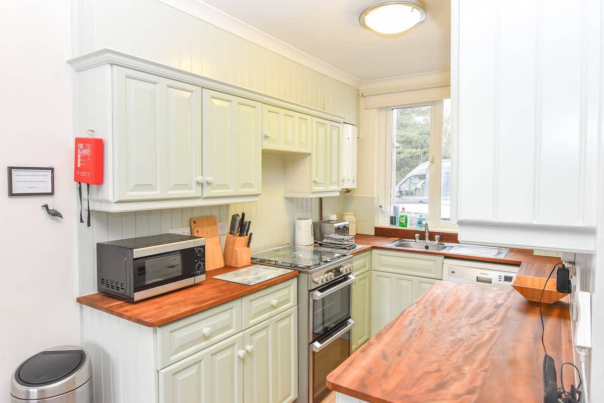 The Cottage a superb family coastal retreat in Bembridge, Isle of Wight