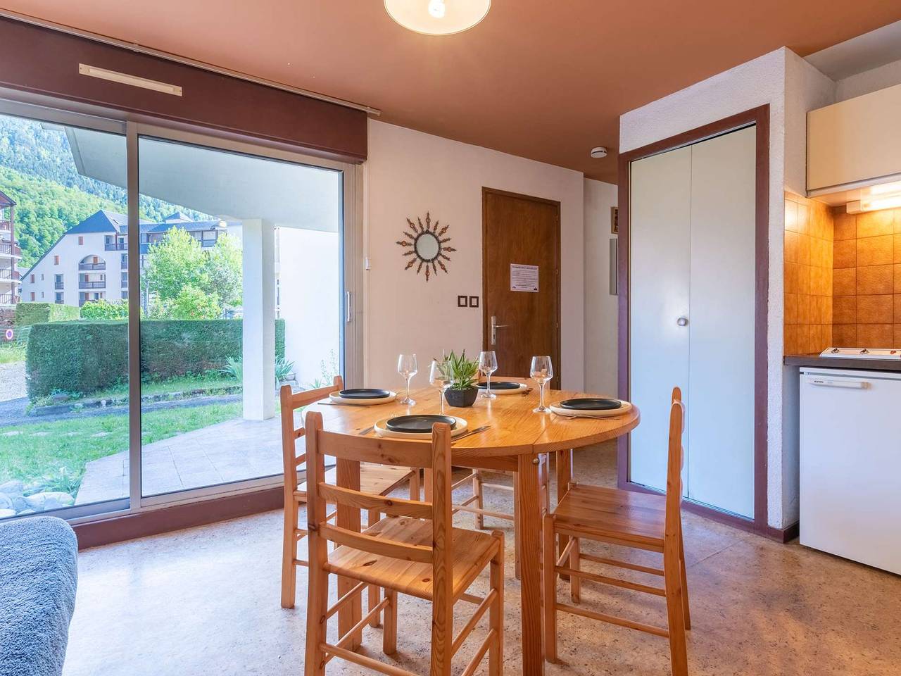 Ganze Wohnung, Apartment für 4 mit Terrasse und Parkplatz in Saint Lary in Saint-Lary-Soulan, Nationalpark Pyrenäen