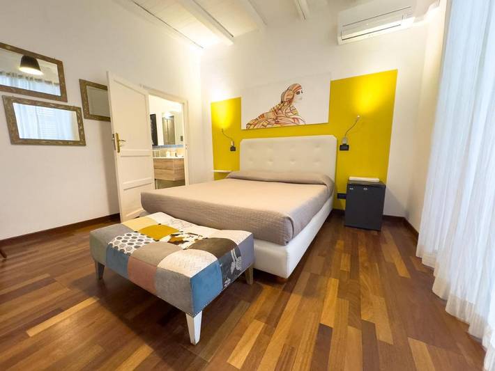 B&B für 2 Personen, mit Whirlpool und Terrasse, mit Haustier in Palermo