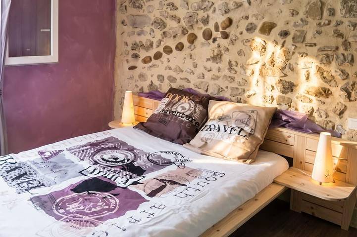 Location de vacances pour 12 personnes, avec Terrasse ainsi que Jardin et Piscine à Saint-Victor-la-Coste - 3