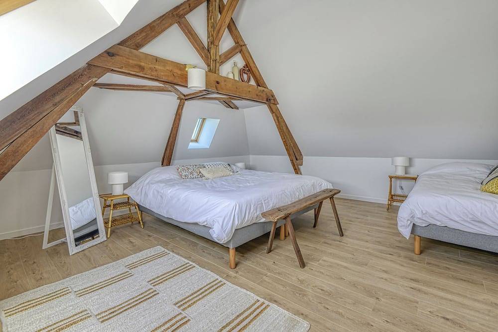 Gite de L'etoile - Maison Rénovée à 18min du Puy du Fou in Pouzauges, Fontenay-le-Comte
