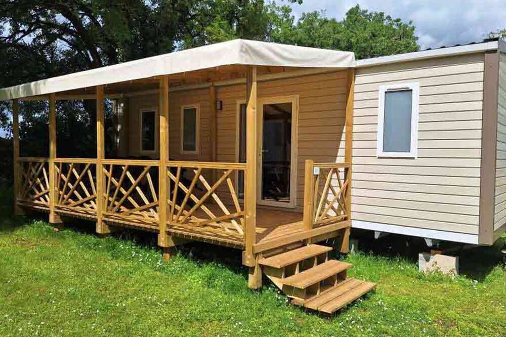 Mobil-home charmant avec terrasse - 6 pers. in Rocamadour, Quercy