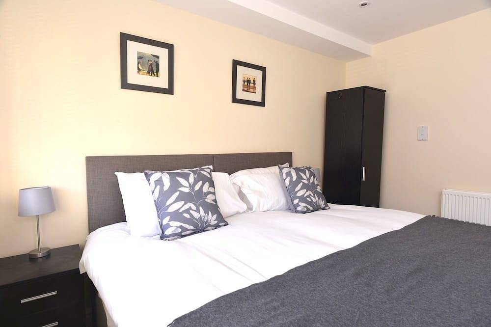 Mooi huis met 5 slaapkamers aan de waterkant van Sovereign Harbour in Eastbourne, East Sussex