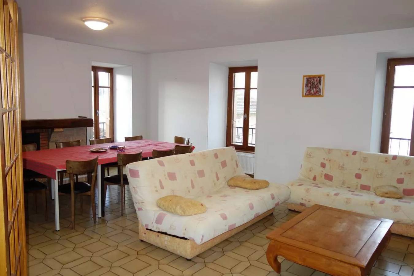 Ferienwohnung 'Maison De Caractere- Puy De Dome' mit Gemeinschaftsgarten in Pontgibaud, Regionaler Naturpark Volcans d'Auvergne