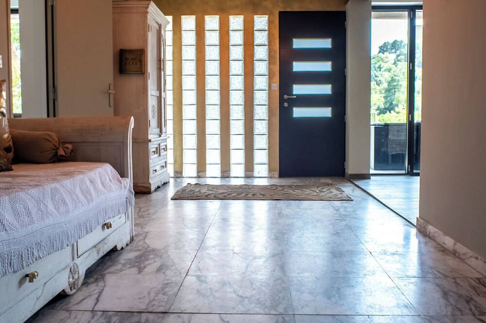 Villa Gianna, family hotel 5 minutes from the village of Anduze 8 people in Anduze, Cévennes