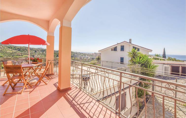 Ferienhaus für 4 Personen, mit Terrasse in Imperia - 2