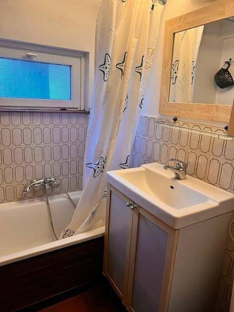 Location de vacances pour 6 personnes, avec terrasse ainsi que sauna et jardin, animaux acceptés dans Sunparks Oostduinkerke - 3