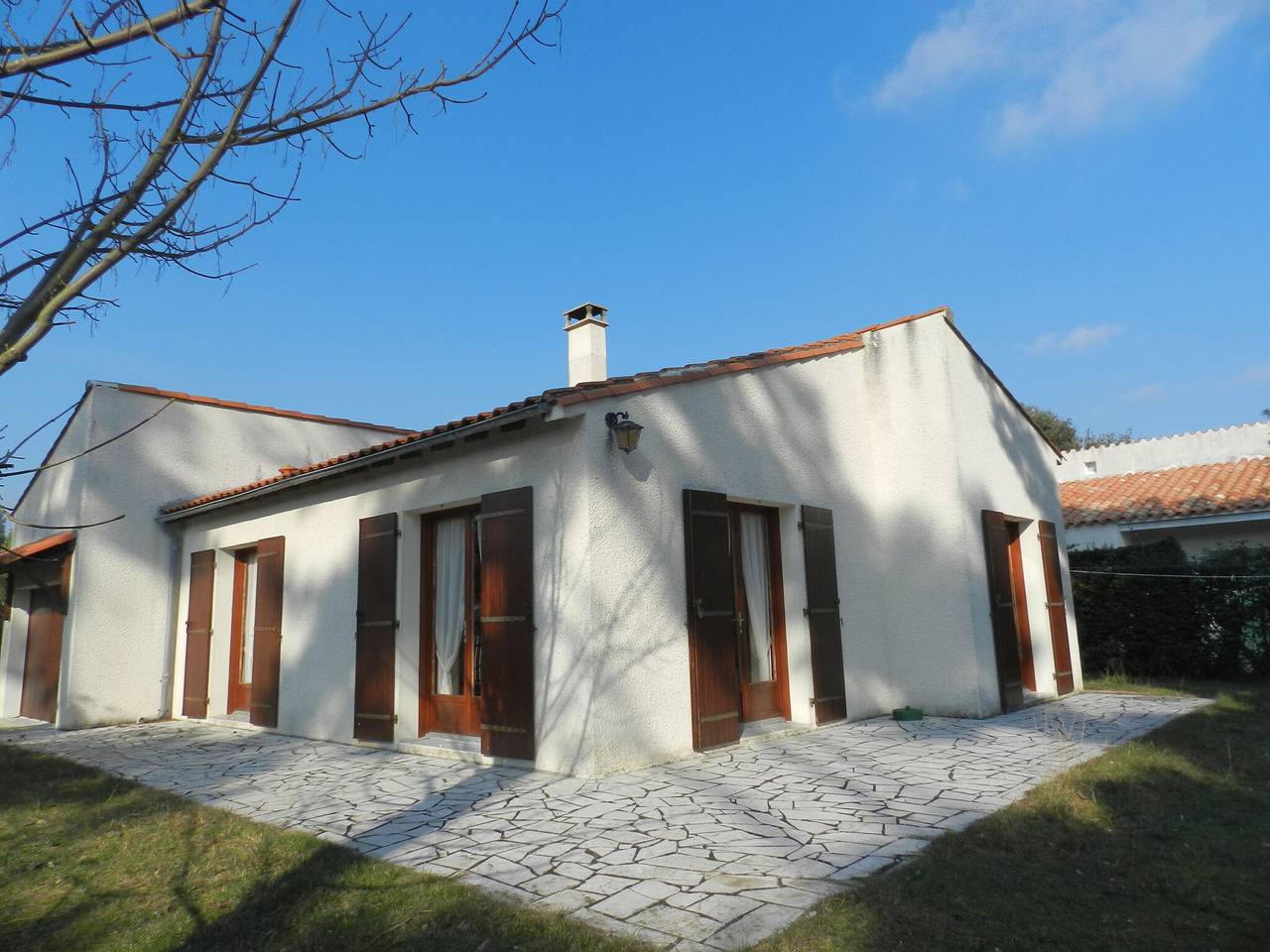 Maison de vacances à 8 min de la plage Giraudière avec terrasse et jardin privatifs in Le Grand-Village-Plage, Côte de Beauté