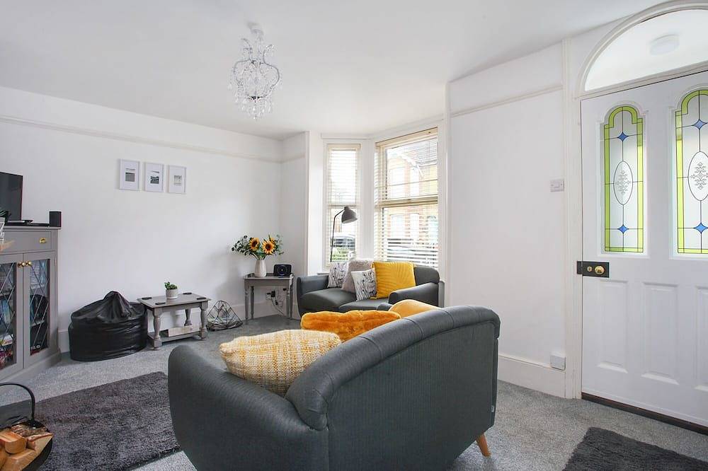 Sea Salt Cottage - Dog friendly, mins to beach, Nr to many Golf clubs in Deal, Kent