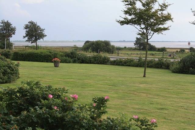 Ferienwohnung für 2 Personen, mit Balkon und Balkon/Terrasse sowie Seeblick in Husum