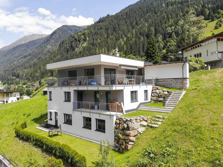 Ferienwohnung für 4 Personen, mit Terrasse und Garten in See