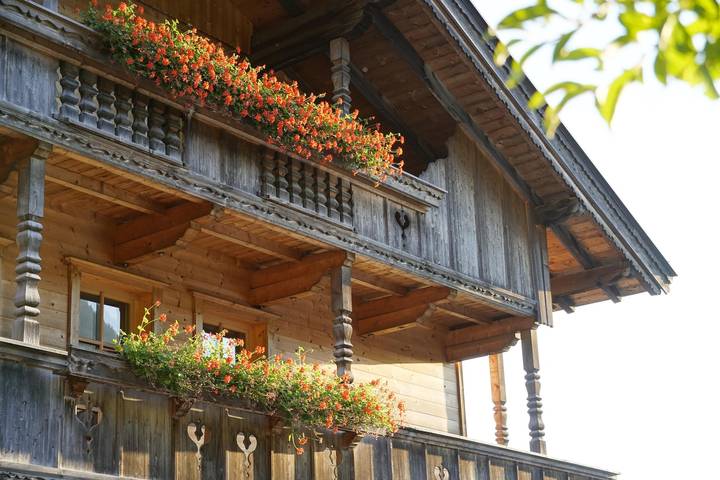 Ferienwohnung für 5 Personen, mit Garten und Ausblick sowie Balkon und Pool, kinderfreundlich in Alpbach - 2