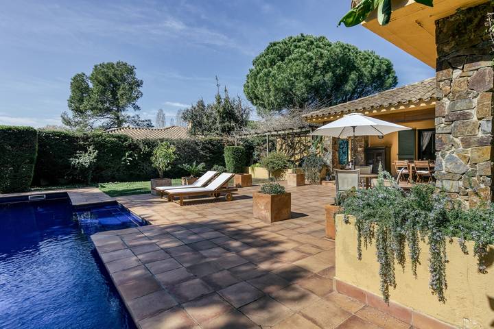 Casa rural para 6 personas, con Jardín en Ordis - 3