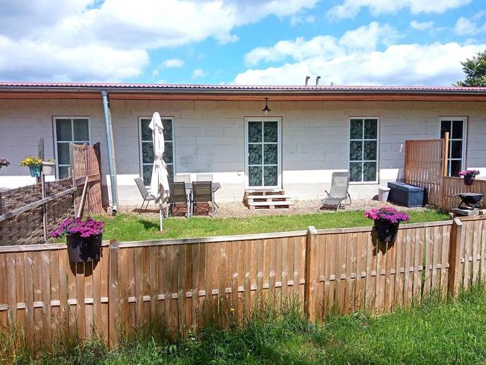 Ferienwohnung für 5 Personen, mit Terrasse und Garten in Eggesin