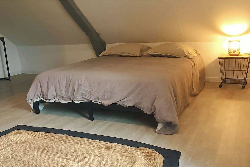 Zen house with fully fenced pool 3 minutes from Argenton-sur-Creuse in Le Pêchereau, Châteauroux und Umgebung