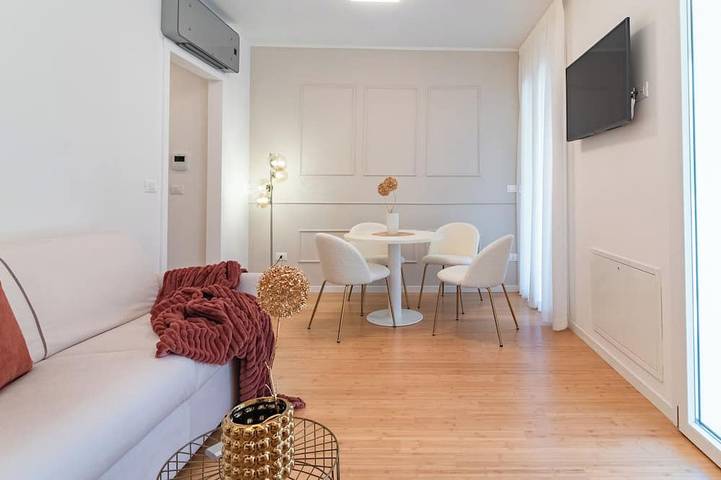 Ferienwohnung für 4 Personen, mit Balkon in Pescara