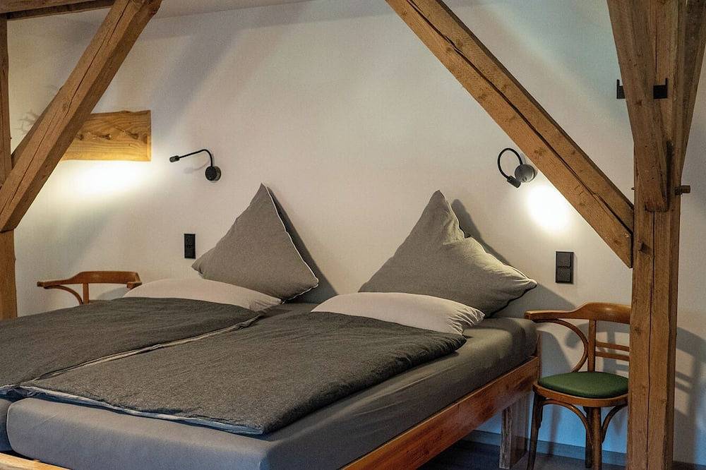 Ganze Wohnung, Gemütliche Ferienwohnung „Eiche“ in Dötlingen, Naturpark Wildeshauser Geest