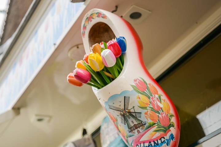 Hotel aan de Haven R6 in Volendam, Markermeer