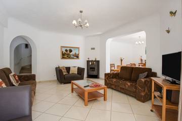 Holiday Rental for 8 People in Algarve, Portugal, Photo 3