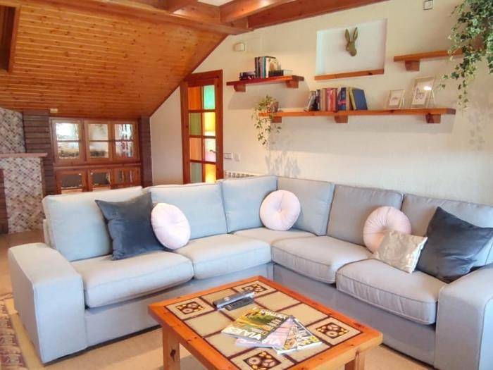 Apartamento 4 hab. 7 Pax, 3 Baños, Terraza y Mascotas Ok in Bellver de Cerdaña, Pirineo Catalan