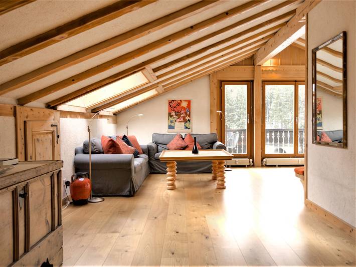 Ferienwohnung für 5 Personen, mit Balkon und Terrasse sowie Garten und Ausblick in Pontresina