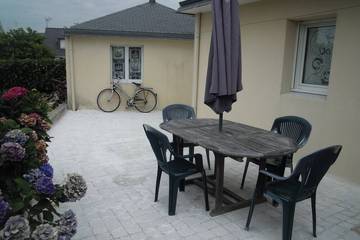 Gîte pour 5 personnes, avec jardin et terrasse dans Plage Kermor