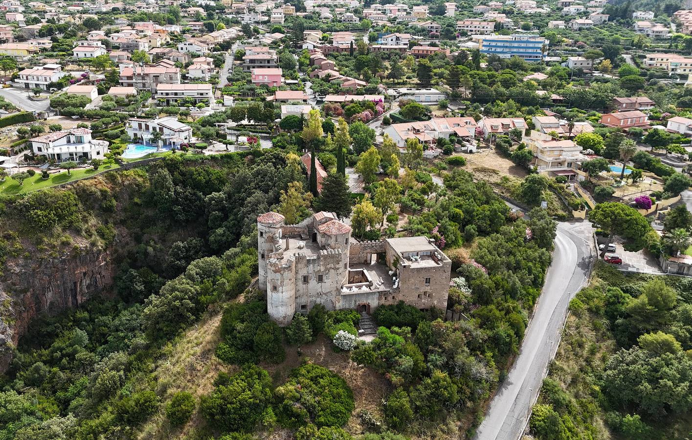 Appartamento vista mare con parcheggio e WiFi, a 2 km dalla spiaggia in Praia a Mare, Costa Tirrenica Calabria