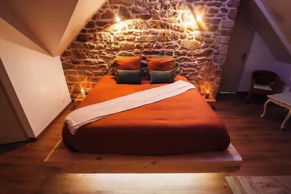 Gîte Anna ✦ La Bell'air ✦ Corps ferme ✦ 11 pers in Le Fœil, Cotes-d'Armor