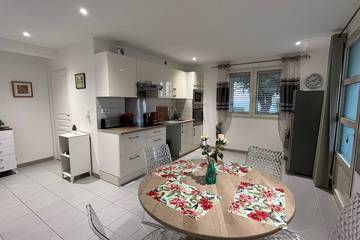 Gîte pour 4 personnes, avec jardin et terrasse à San-Martino-di-Lota