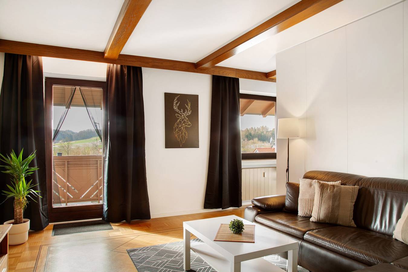 Entire apartment, Apartment 'Weinberg' with Balcony and Wi-Fi in Zeilarn, Eastern Bavaria