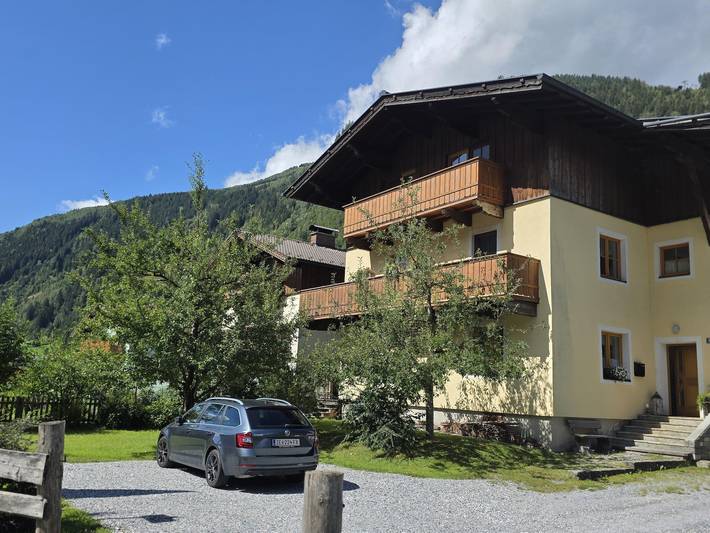 Ferienwohnung für 10 Personen, mit Balkon und Garten - 1