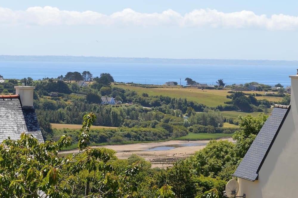 Vistas al mar con terraza y jardín para practicar senderismo, vela, playa ... in Crozon, Châteaulin und Umgebung