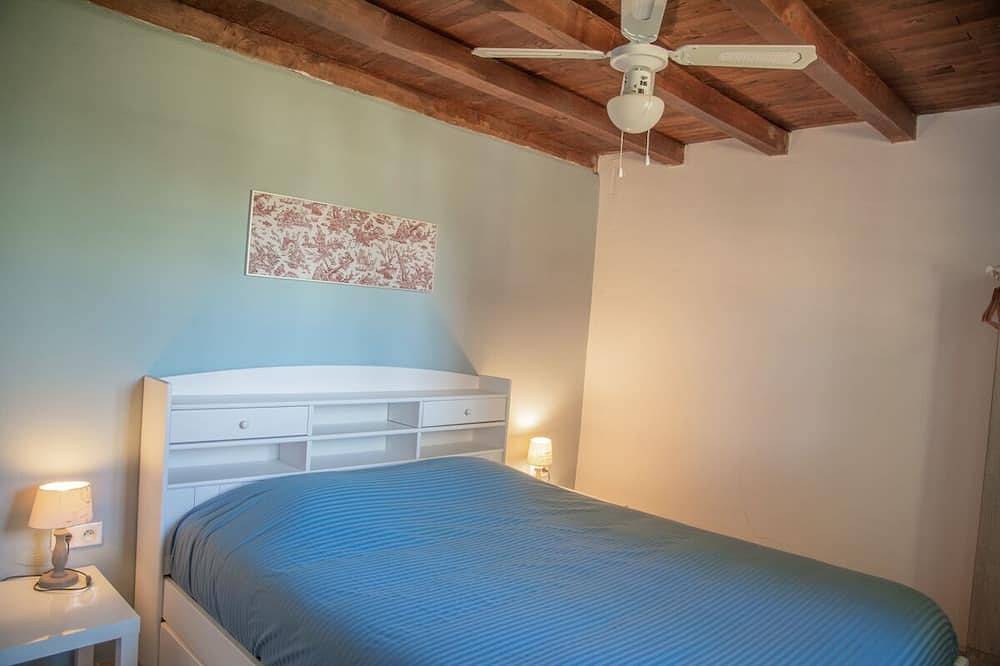 Landelijke Gîte met Ruime Omheinde Tuin in Bayac, Périgord Pourpre