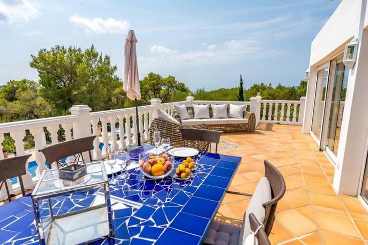 Location de vacances pour 8 personnes, avec jardin et balcon, animaux acceptés à Sant Antoni de Portmany - 2