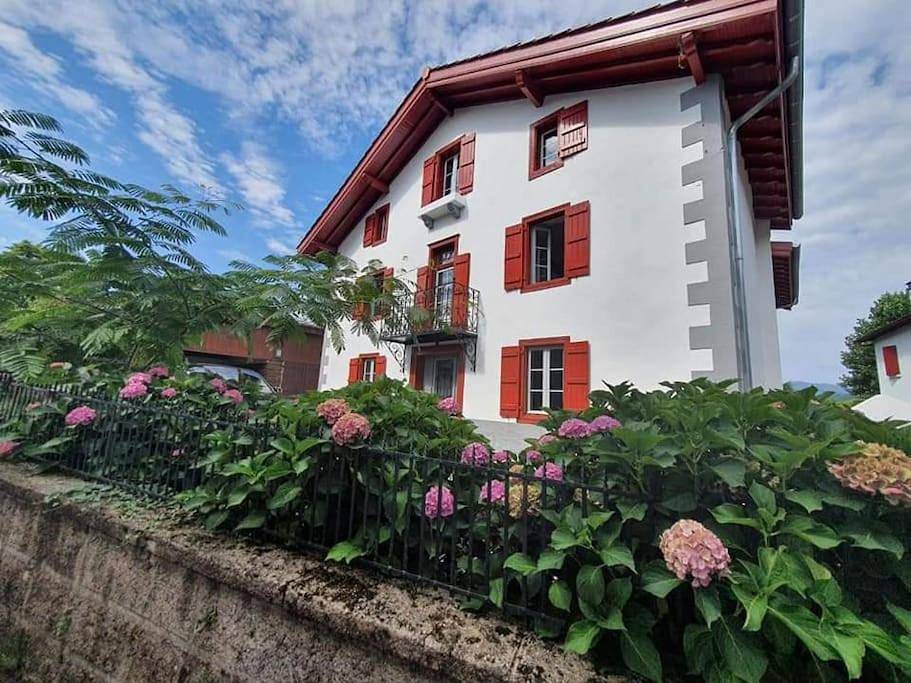 Holiday Home in Ascarat, Région de Bayonne