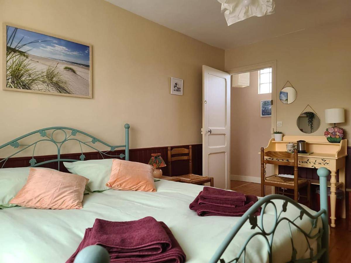 Chambres d'hôtes Les Glycines et petit déjeuner in Arnières-sur-Iton, Région d'Évreux