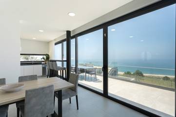 Villa for 6 People in Famalicão, Leiria District, Photo 3